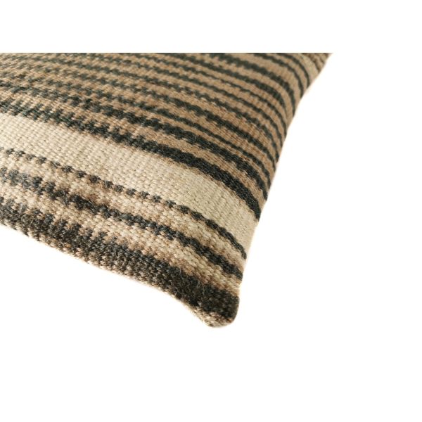 Cojín artesanal con relleno premium para cama y sofá en alta decoración elegante