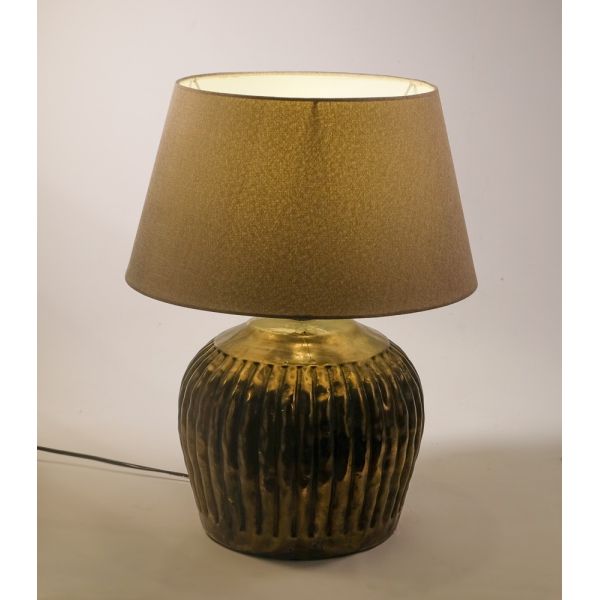 LAMPARA SOBREMESA DORADA OCRE 40X40X52