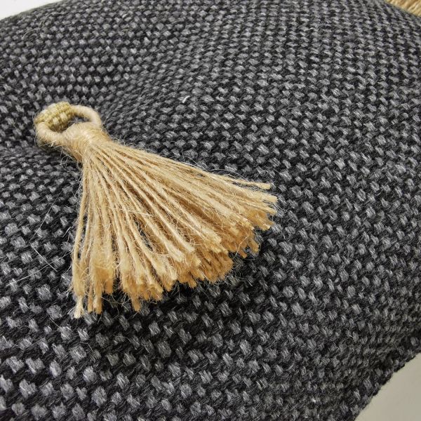 Cojín artesanal con relleno premium para cama y sofá en alta decoración elegante