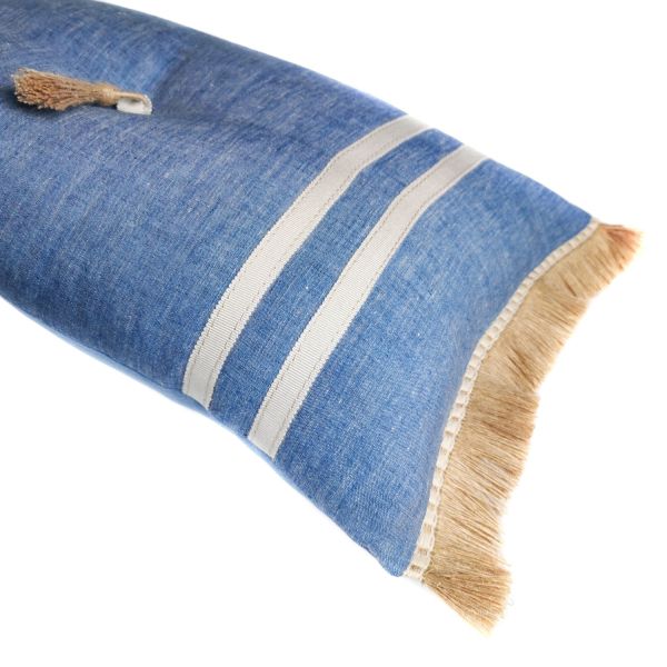 Cojín artesanal con relleno premium para cama y sofá en alta decoración elegante