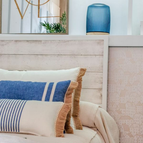 Cojín artesanal con relleno premium para cama y sofá en alta decoración elegante