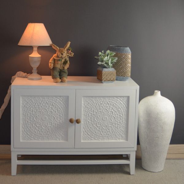 CONEJO DE PAJA PEQUEÑO CON VESTIDO AZUL 