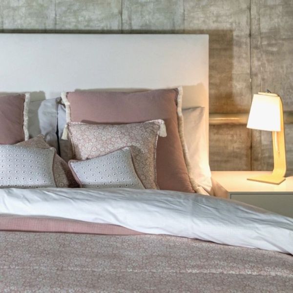 2 Fundas Cojín decorativo Rosa palo Flores 45 x 45 con Borlas, Cama, Sofá, con Cremallera | Liberty Nude