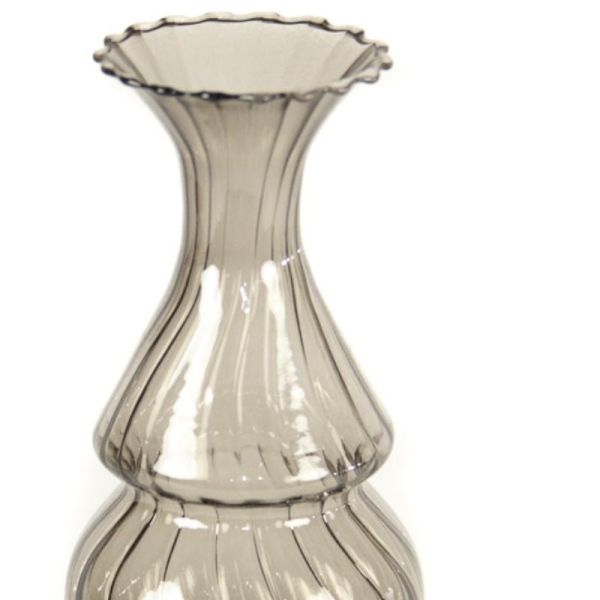 Jarrón decorativo para realzar espacios elegantes