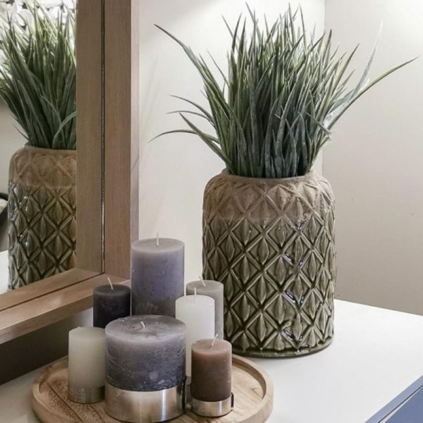 Jarrón decorativo para realzar espacios elegantes