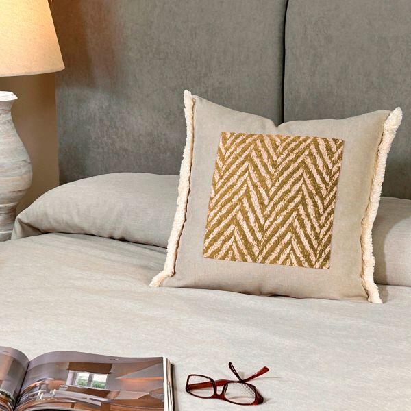 Cojín artesanal con relleno premium para cama y sofá en alta decoración elegante