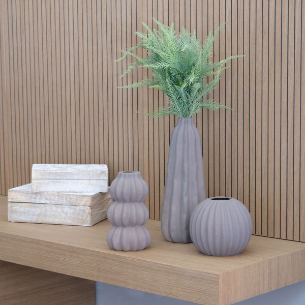 Jarrón decorativo para realzar espacios elegantes