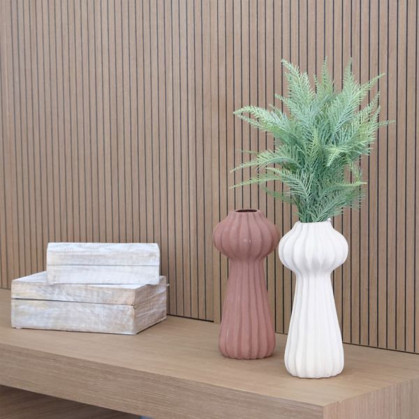 Jarrón decorativo para realzar espacios elegantes