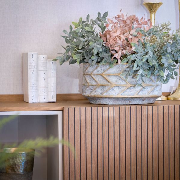 Macetero decorativo para interior y exterior en alta decoración elegante