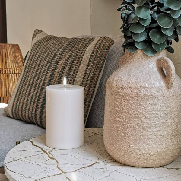 Vela decorativa para crear ambientes cálidos