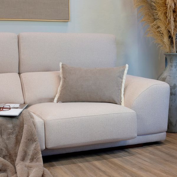 Cojín artesanal con relleno premium para cama y sofá en alta decoración elegante