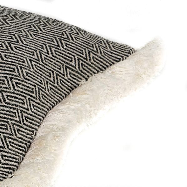 Cojín artesanal con relleno premium para cama y sofá en alta decoración elegante