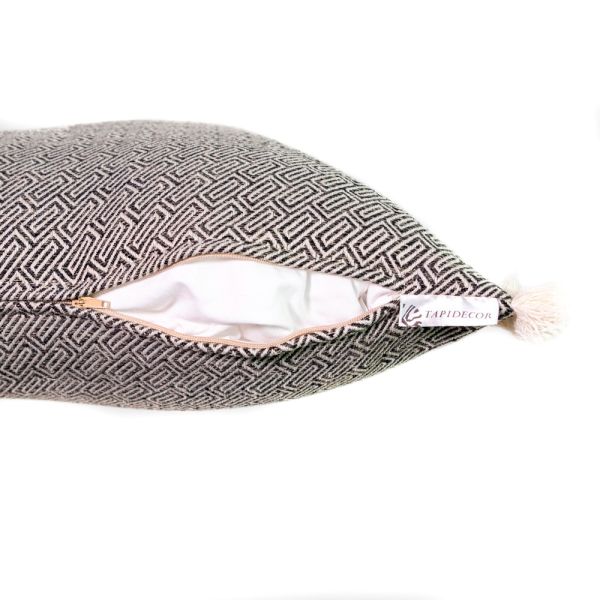 Cojín artesanal con relleno premium para cama y sofá en alta decoración elegante