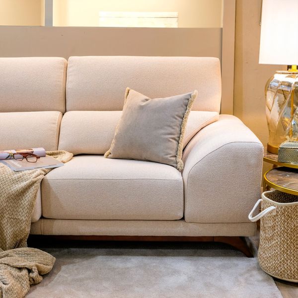 Cojín artesanal con relleno premium para cama y sofá en alta decoración elegante