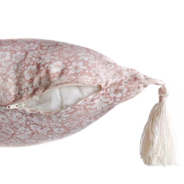 Cojín artesanal con relleno premium para cama y sofá en alta decoración elegante