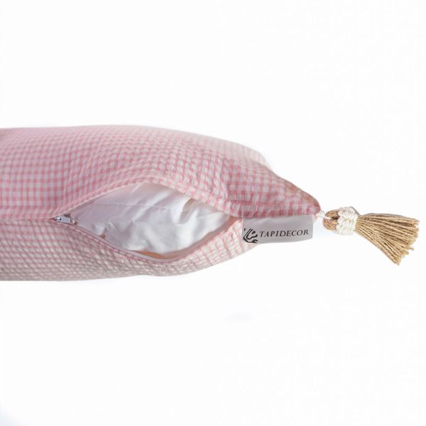 Cojín artesanal con relleno premium para cama y sofá en alta decoración elegante