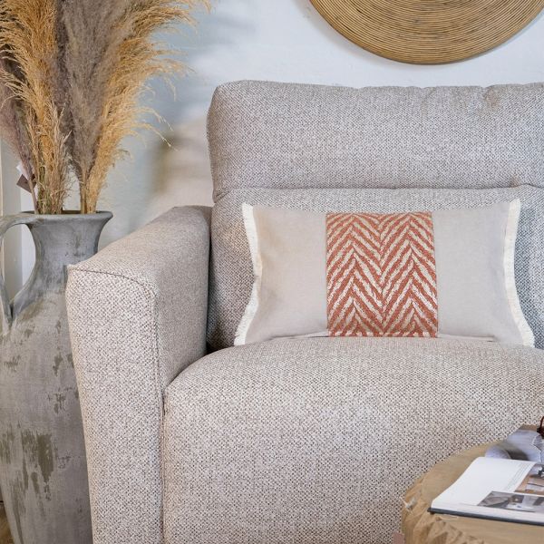 Cojín artesanal con relleno premium para cama y sofá en alta decoración elegante