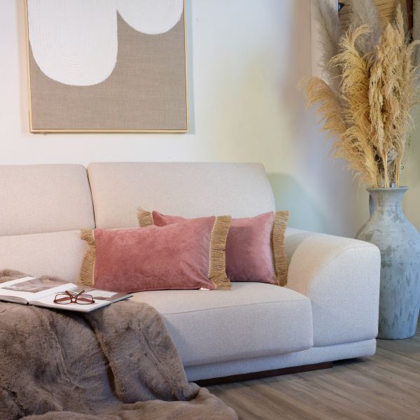 Cojín artesanal con relleno premium para cama y sofá en alta decoración elegante