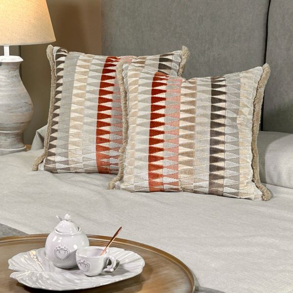 Cojín artesanal con relleno premium para cama y sofá en alta decoración elegante