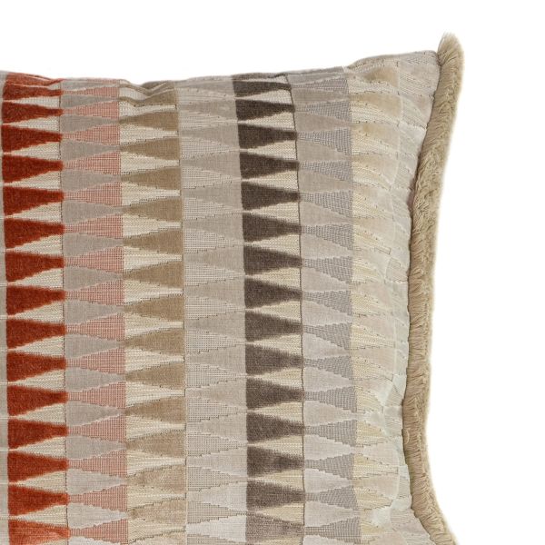 Cojín artesanal con relleno premium para cama y sofá en alta decoración elegante