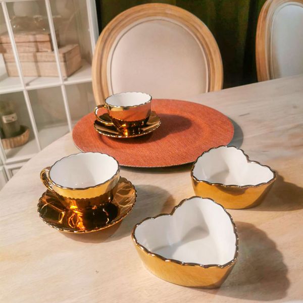 Taza té borde ondulado, dorado 12x7 cm