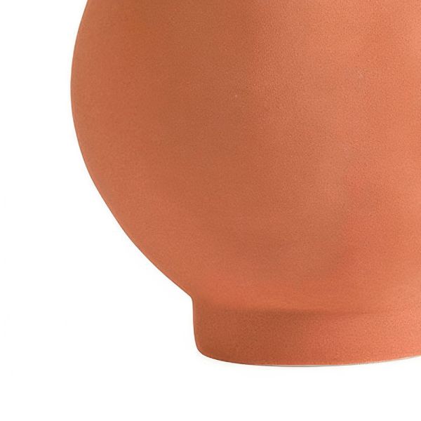 Jarrón decorativo para realzar espacios elegantes