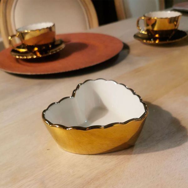 Bol forma corazón, dorado 12x11 cm