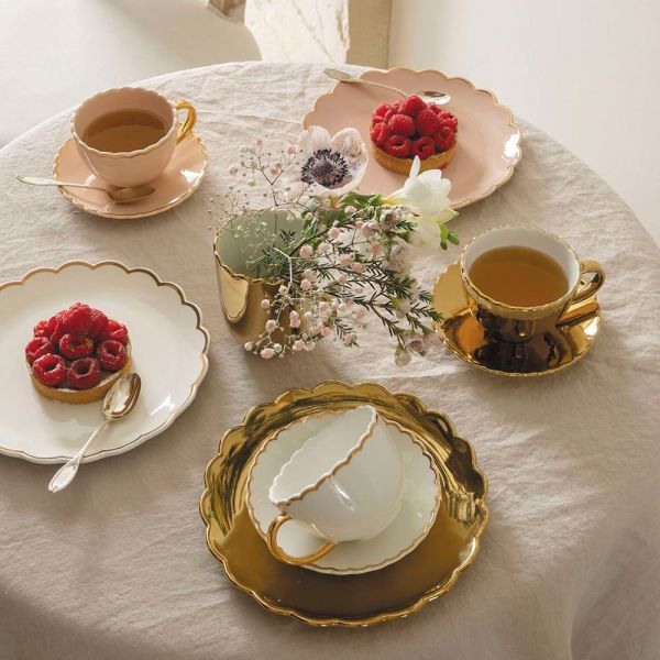 Taza café bordes ondulados dorada | Tapidecor