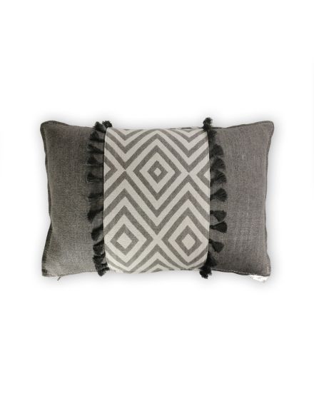 Cojín gris banda geométrico rombos ponpon 60X40 Relleno...