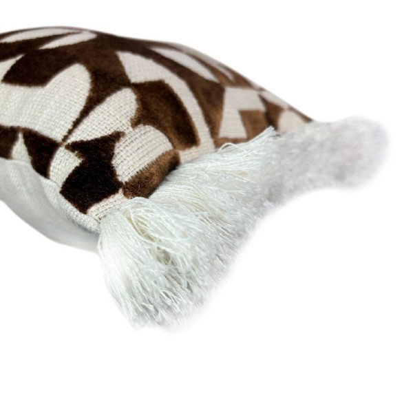 Cojín artesanal con relleno premium para cama y sofá en alta decoración elegante