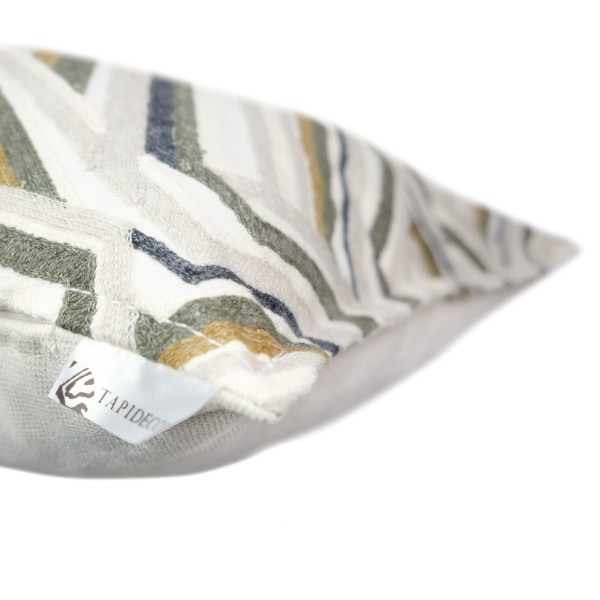 Cojín artesanal con relleno premium para cama y sofá en alta decoración elegante