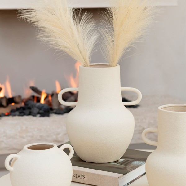 Jarrón decorativo para realzar espacios elegantes