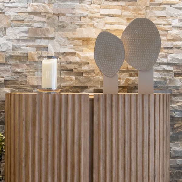 Armario Buffet de Madera Natural | Elegancia y Funcionalidad