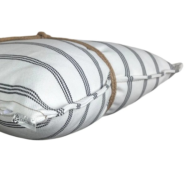 Cojín artesanal con relleno premium para cama y sofá en alta decoración elegante