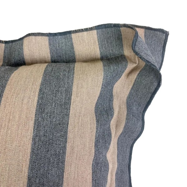 Cojín artesanal con relleno premium para cama y sofá en alta decoración elegante