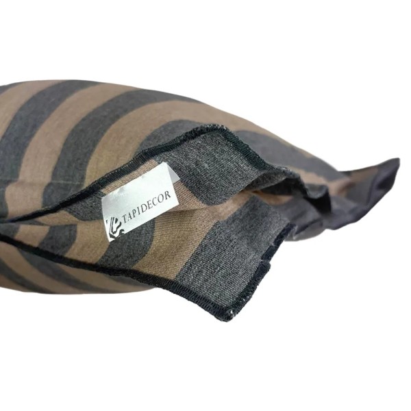 Cojín artesanal con relleno premium para cama y sofá en alta decoración elegante