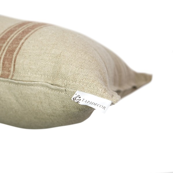 Cojín artesanal con relleno premium para cama y sofá en alta decoración elegante