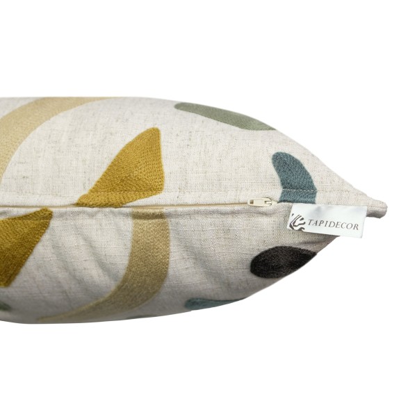 Cojín artesanal con relleno premium para cama y sofá en alta decoración elegante