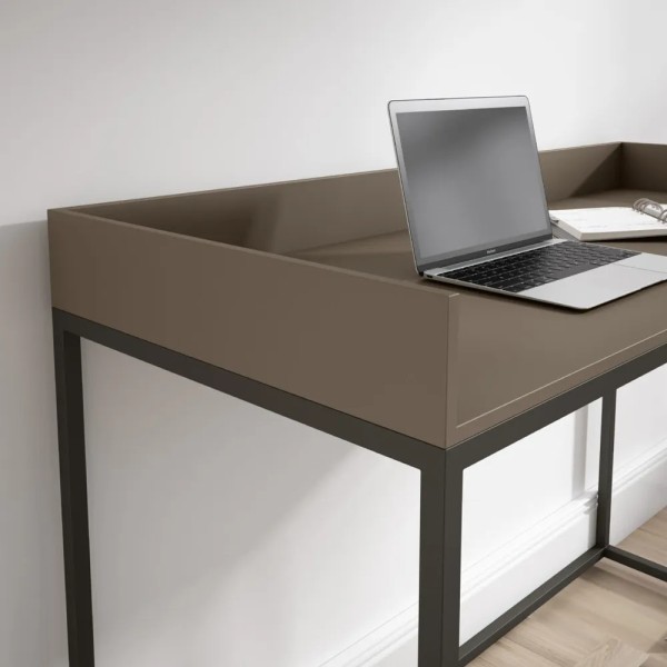 ESCRITORIO J 120 BANDEJA LACA MATE 120X50X83 CM