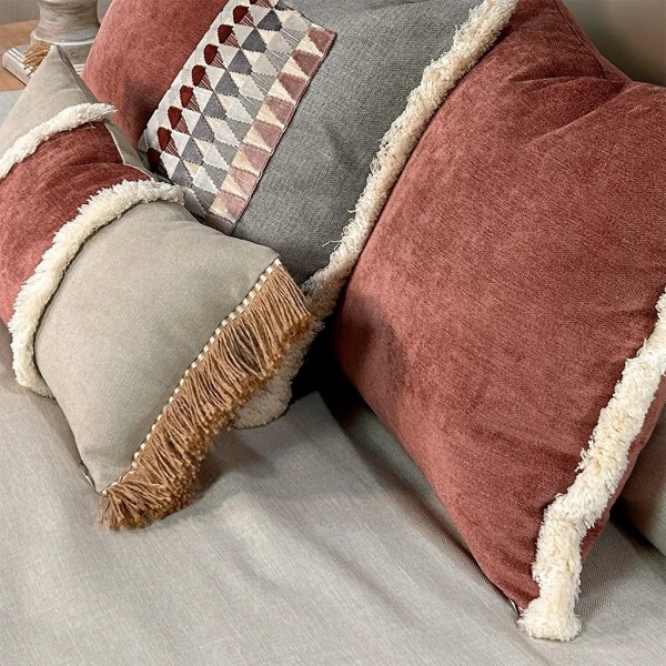 Cojín artesanal con relleno premium para cama y sofá en alta decoración elegante