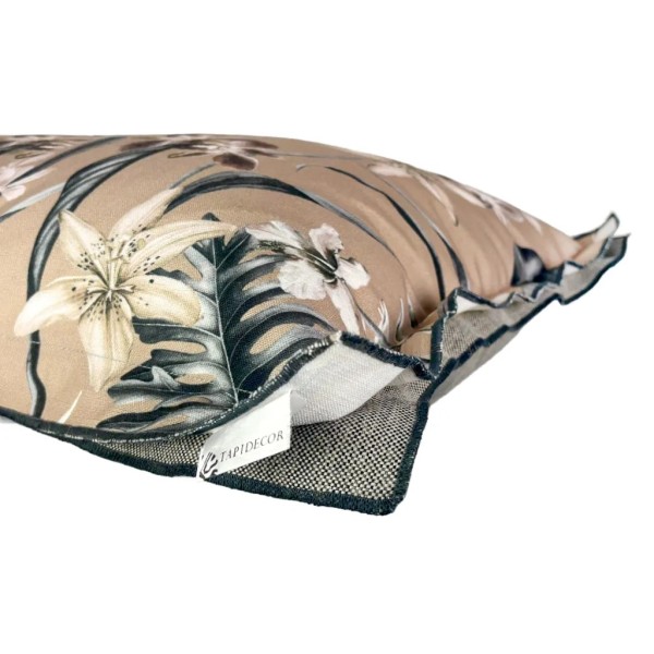 Cojín artesanal con relleno premium para cama y sofá en alta decoración elegante