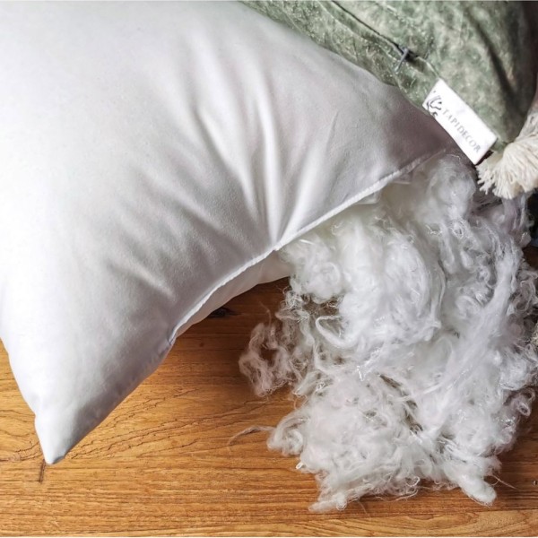 Cojín artesanal con relleno premium para cama y sofá en alta decoración elegante