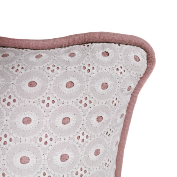 Cojín artesanal con relleno premium para cama y sofá en alta decoración elegante