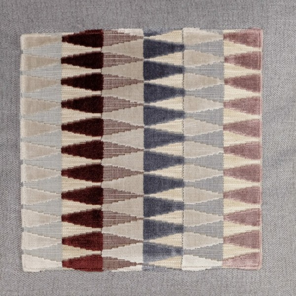 Cojín artesanal con relleno premium para cama y sofá en alta decoración elegante