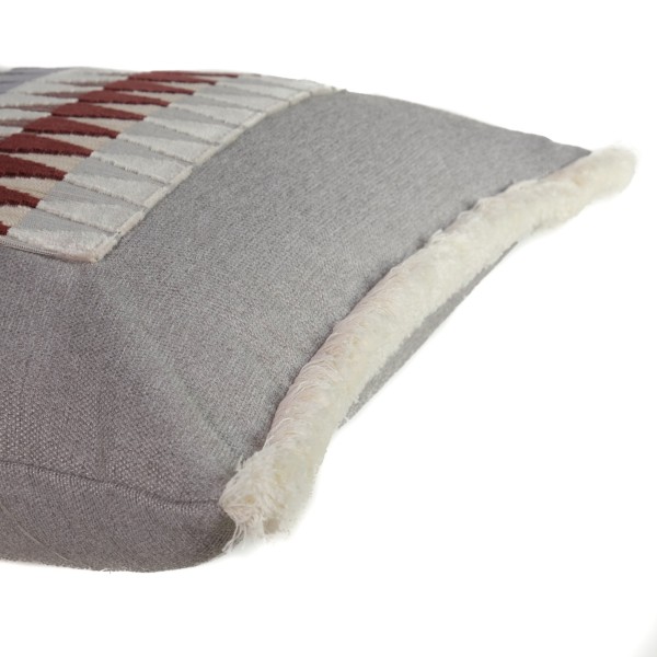 Cojín artesanal con relleno premium para cama y sofá en alta decoración elegante