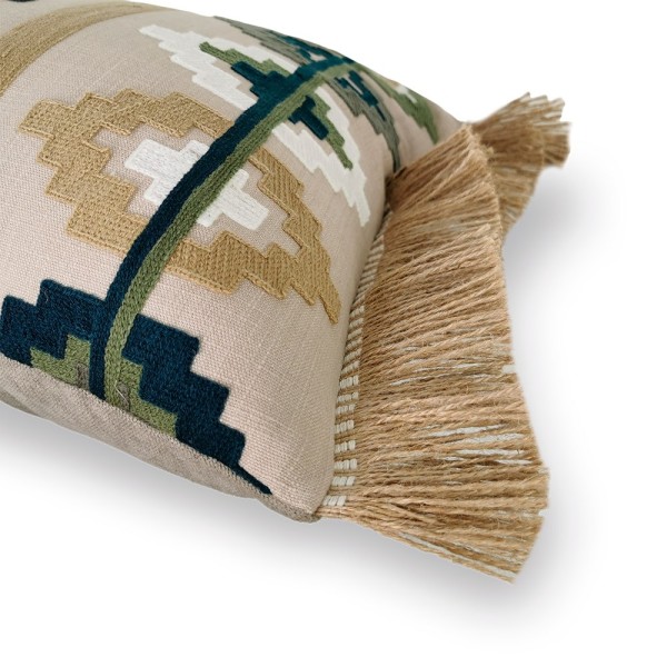 Cojín artesanal con relleno premium para cama y sofá en alta decoración elegante