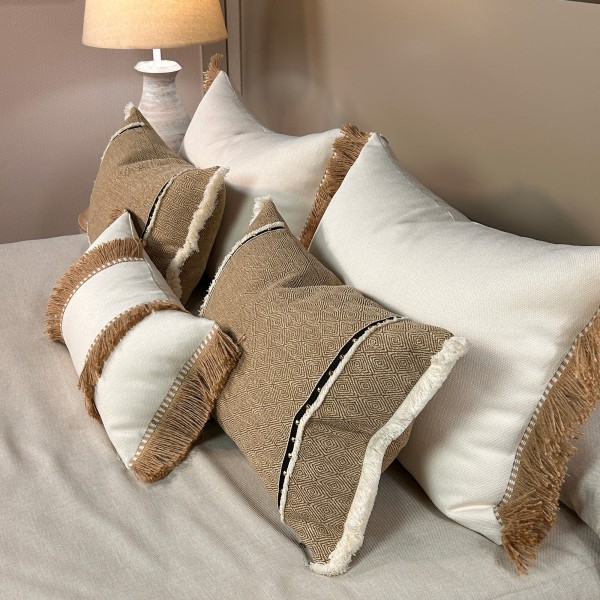 Cojín decorativo blanco roto fleco doble rafia 60X30, Relleno Premium incluido