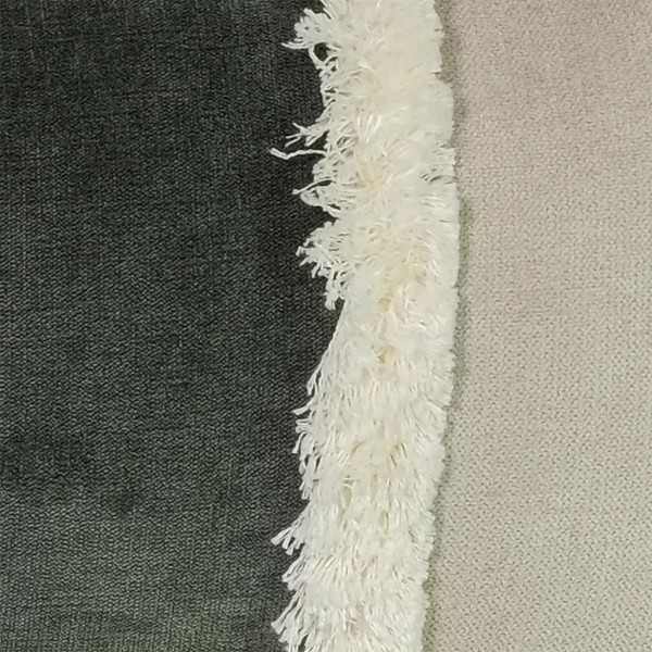 Cojín gris banda verde oscuro doble fleco 60X30 Relleno Premium inluido