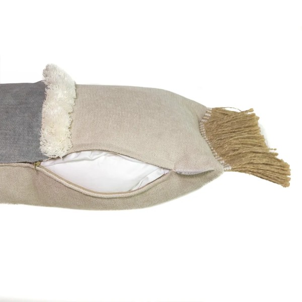 Cojín banda verde doble fleco con relleno premium 60X30