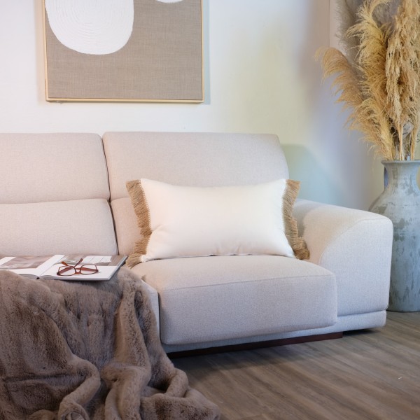 Cojín blanco roto fleco rafia natural 70X50 Relleno Premium incluido